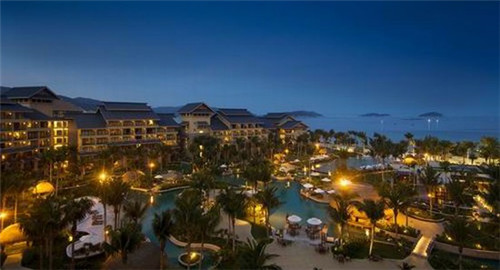 每个人的内心孤独是什么歌（每个人都孤独歌词）